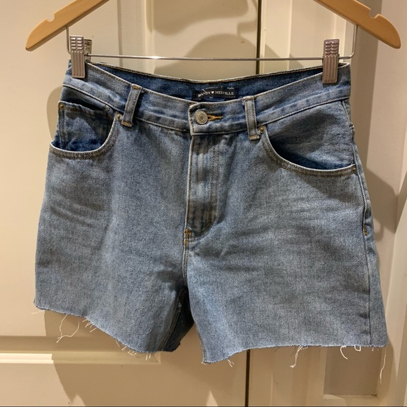 Brandy Melville high rise denim Bermuda shorts 90s denim Jean jeans - Picture 7 of 14